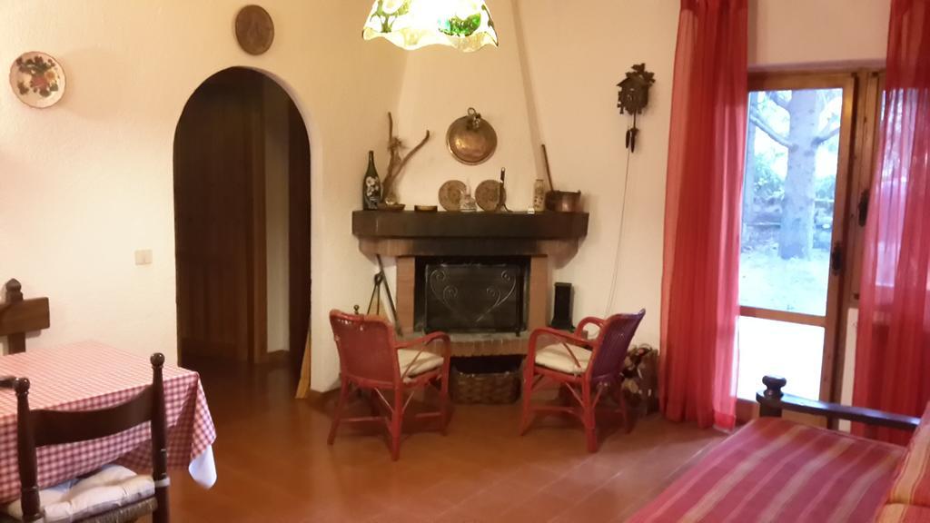 Appartamento Roccione Овиндоли Номер фото